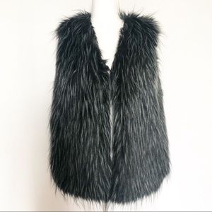 Alya Faux Fur Vest Black w/ Silver Size Medium